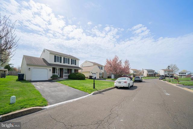 13 OXFORD CIRCLE, Horsham, PA 19044