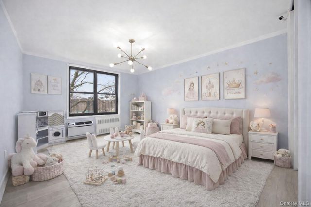 75-34 Bell Boulevard 3F, Oakland Gardens, NY 11364