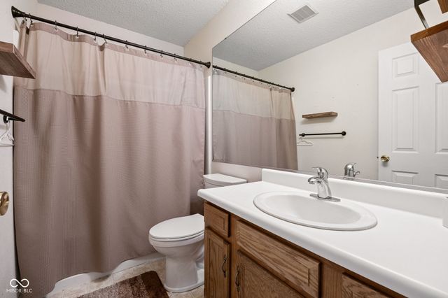 8203 Lake Tree Lane, Indianapolis, IN 46217
