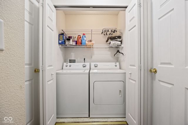 8203 Lake Tree Lane, Indianapolis, IN 46217