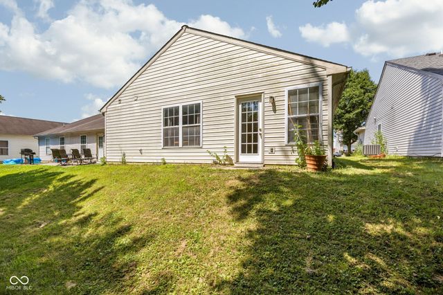 8203 Lake Tree Lane, Indianapolis, IN 46217