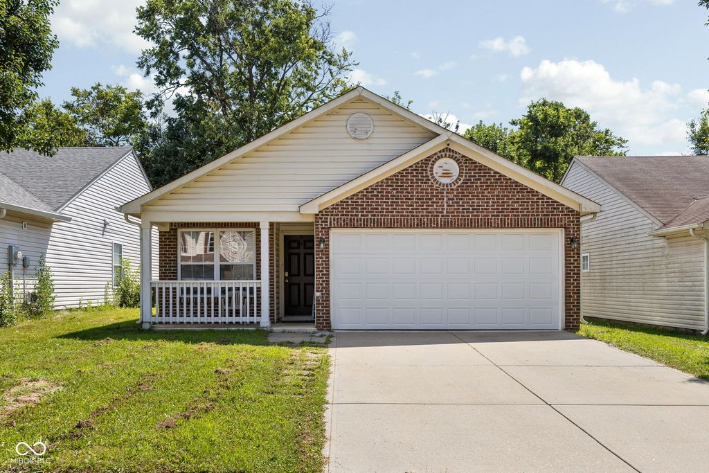 8203 Lake Tree Lane, Indianapolis, IN 46217