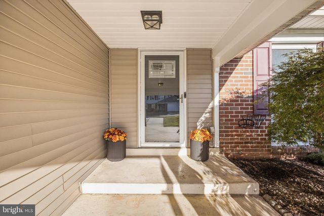1210 FLINT HILL RD, Wilmington, DE 19808
