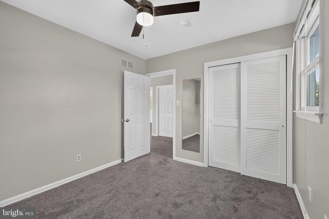 1210 FLINT HILL RD, Wilmington, DE 19808