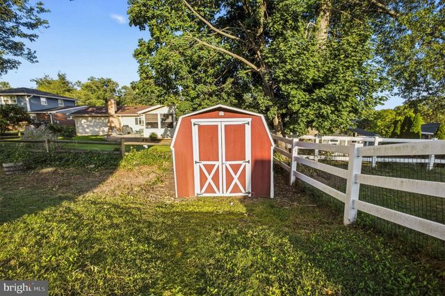 1210 FLINT HILL RD, Wilmington, DE 19808