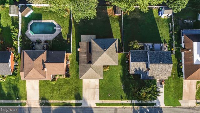 1210 FLINT HILL RD, Wilmington, DE 19808