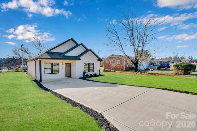 1709 College Plaza, Rock Hill, SC 29730