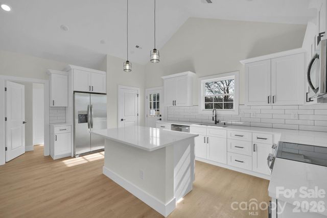 1709 College Plaza, Rock Hill, SC 29730