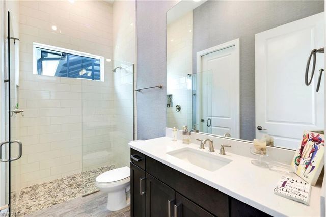 11401 Venetian Lagoon DR, Fort Myers, FL 33913