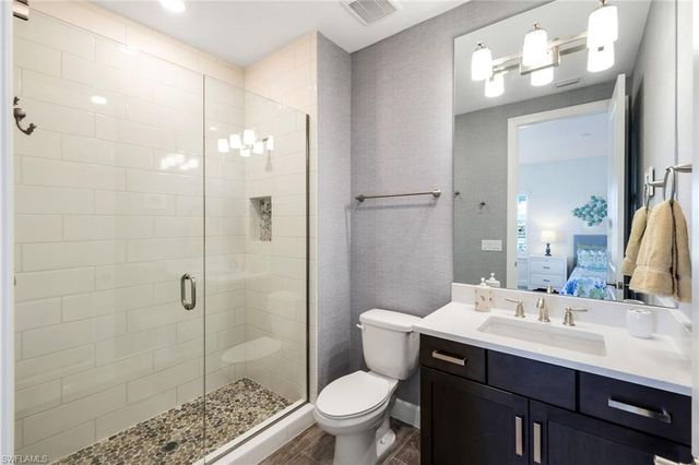 11401 Venetian Lagoon DR, Fort Myers, FL 33913