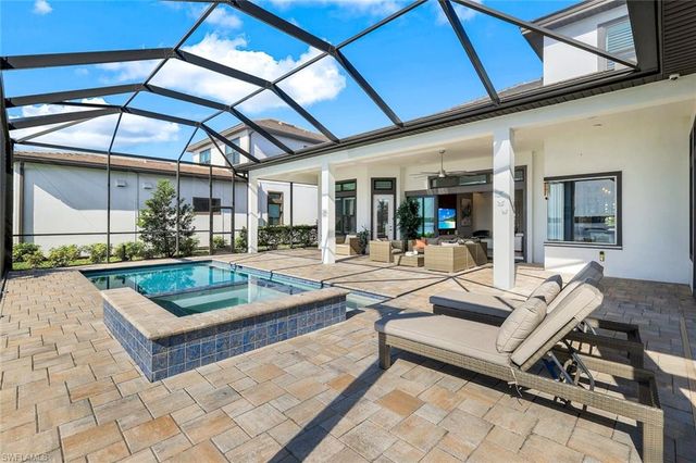 11401 Venetian Lagoon DR, Fort Myers, FL 33913