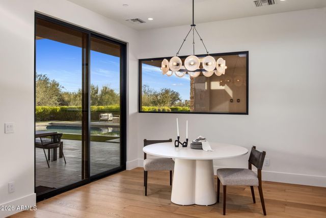 7498 E WHISPER ROCK Trail, Scottsdale, AZ 85266