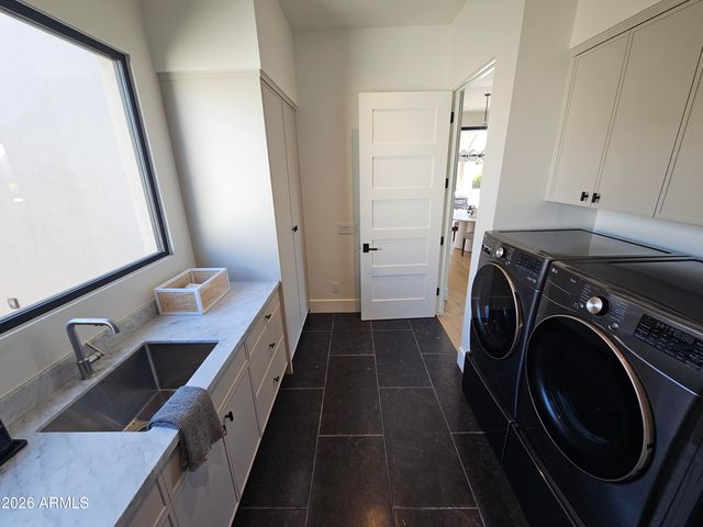 7498 E WHISPER ROCK Trail, Scottsdale, AZ 85266