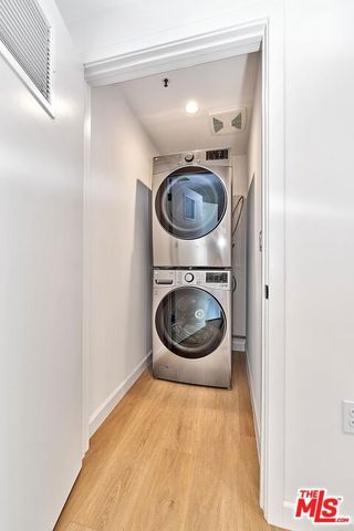 321 S Oxford Avenue 405, Los Angeles, CA 90010