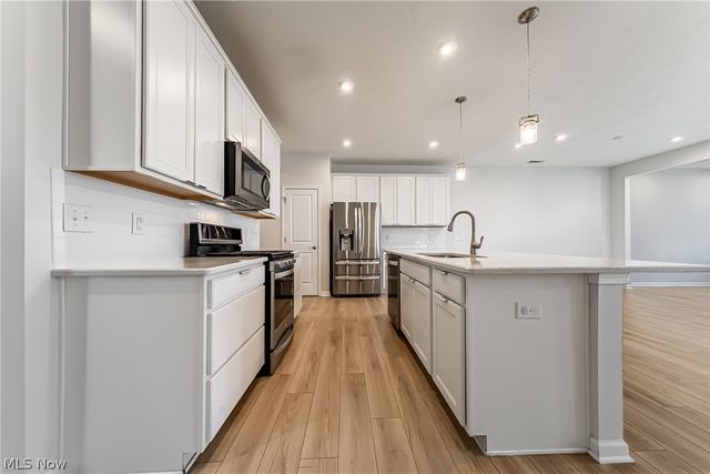 830 S Greenway Drive, Westlake, OH 44145
