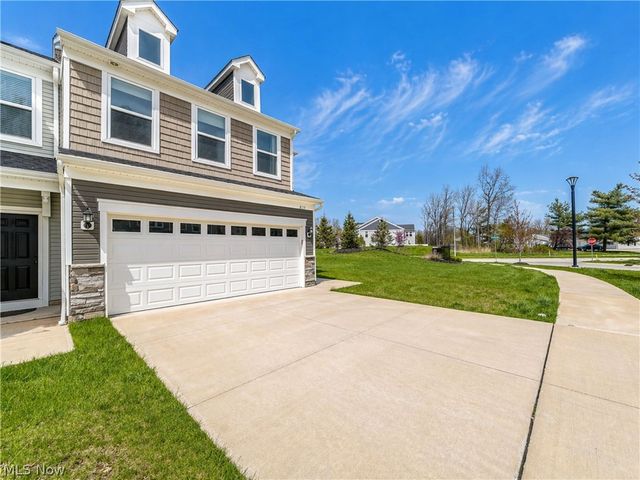 830 S Greenway Drive, Westlake, OH 44145