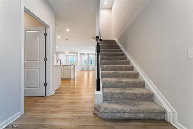 830 S Greenway Drive, Westlake, OH 44145