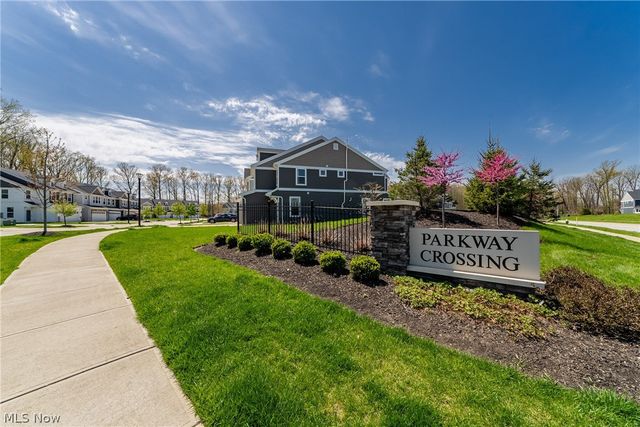 830 S Greenway Drive, Westlake, OH 44145
