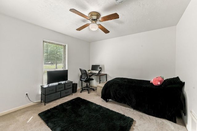 1325 County Road 347 N, Cleveland, TX 77327