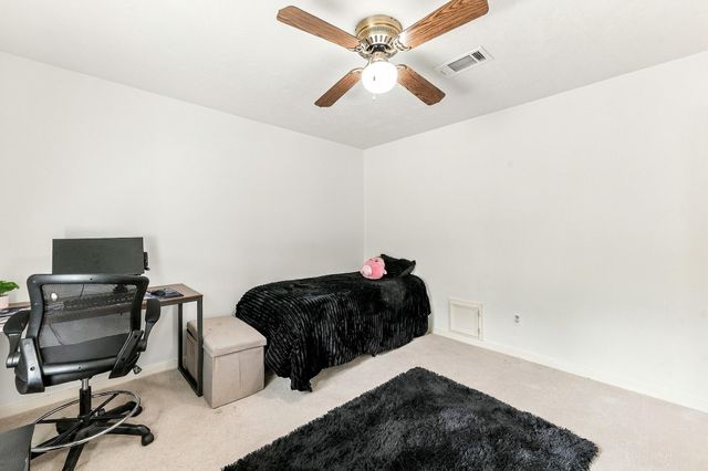 1325 County Road 347 N, Cleveland, TX 77327