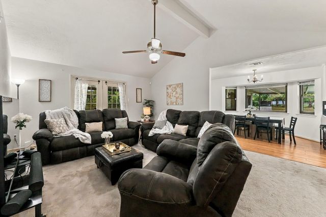 1325 County Road 347 N, Cleveland, TX 77327