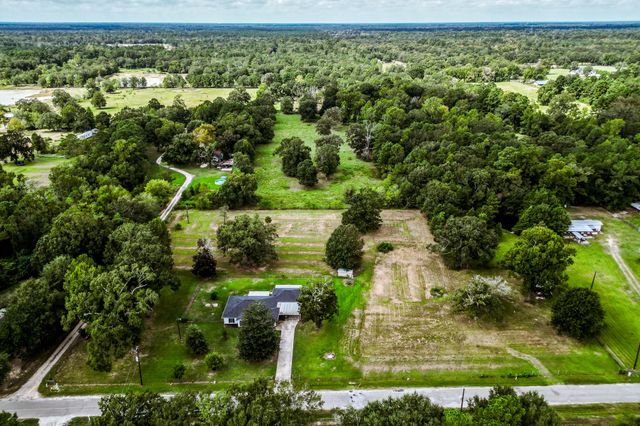 1325 County Road 347 N, Cleveland, TX 77327