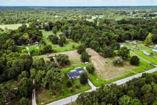 1325 County Road 347 N, Cleveland, TX 77327