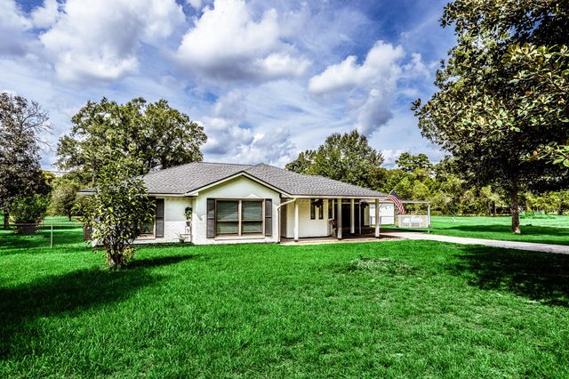 1325 County Road 347 N, Cleveland, TX 77327