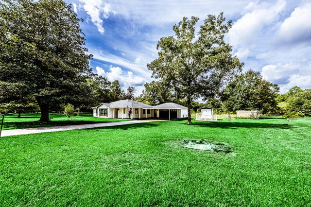 1325 County Road 347 N, Cleveland, TX 77327