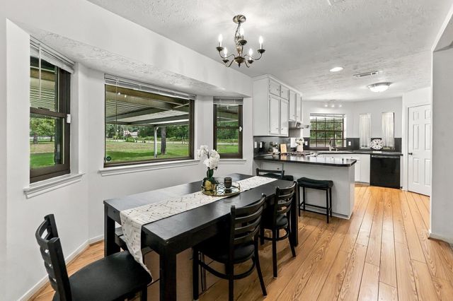 1325 County Road 347 N, Cleveland, TX 77327