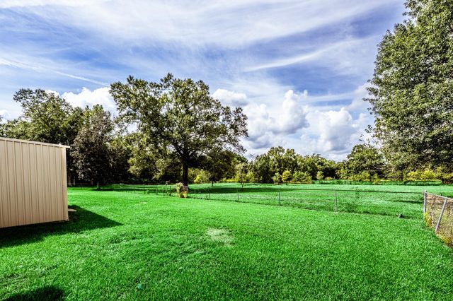 1325 County Road 347 N, Cleveland, TX 77327