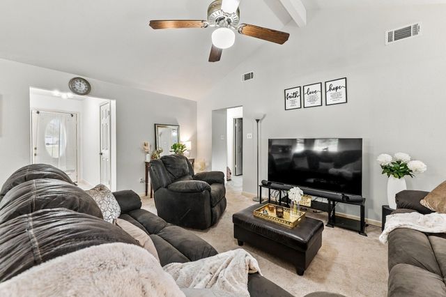 1325 County Road 347 N, Cleveland, TX 77327