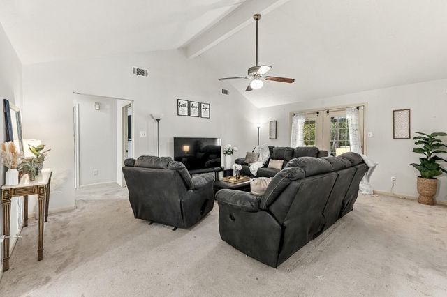 1325 County Road 347 N, Cleveland, TX 77327