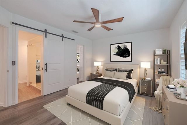 911 GOLFVIEW WOODS DRIVE, Sun City Center, FL 33573