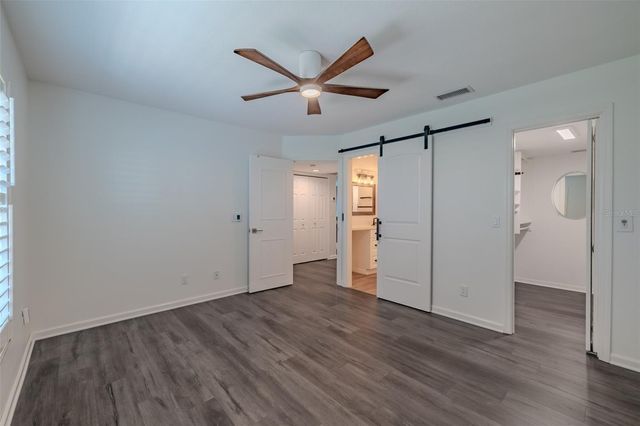 911 GOLFVIEW WOODS DRIVE, Sun City Center, FL 33573