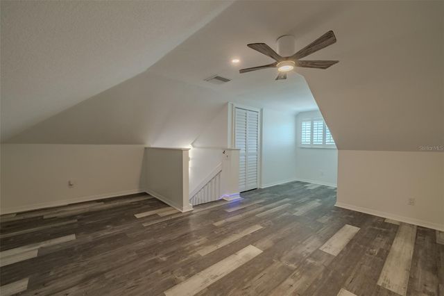 911 GOLFVIEW WOODS DRIVE, Sun City Center, FL 33573