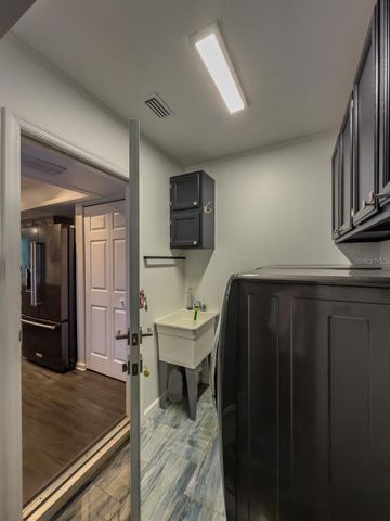 911 GOLFVIEW WOODS DRIVE, Sun City Center, FL 33573