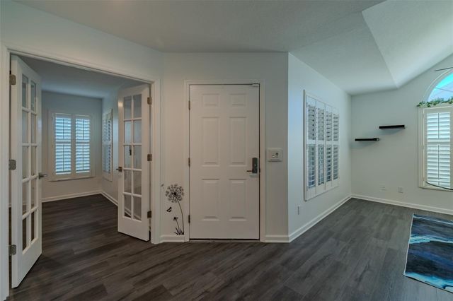 911 GOLFVIEW WOODS DRIVE, Sun City Center, FL 33573