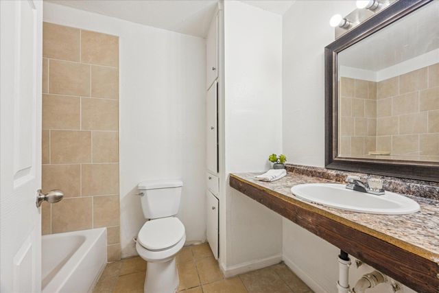 8212 Sam Rayburn DR 2, Austin, TX 78753