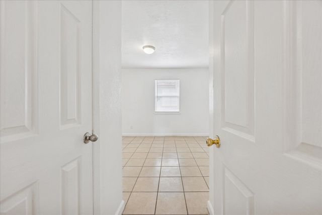 8212 Sam Rayburn DR 2, Austin, TX 78753