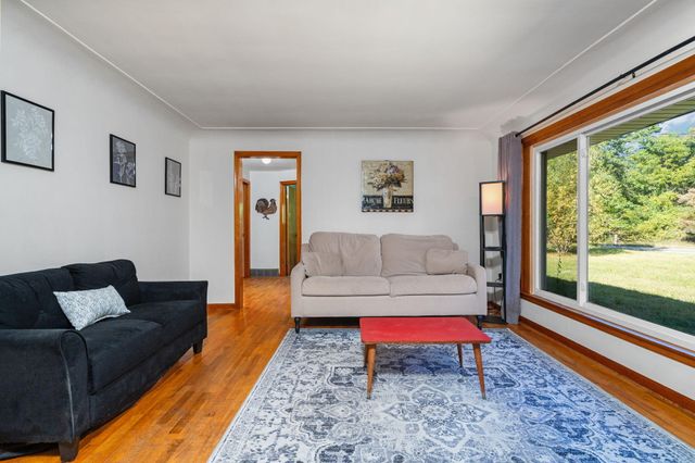 8691 Ann Arbor Road, Grass Lake, MI 49240