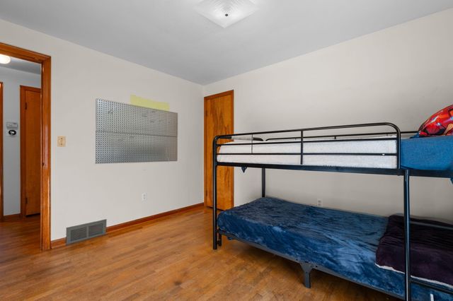 8691 Ann Arbor Road, Grass Lake, MI 49240