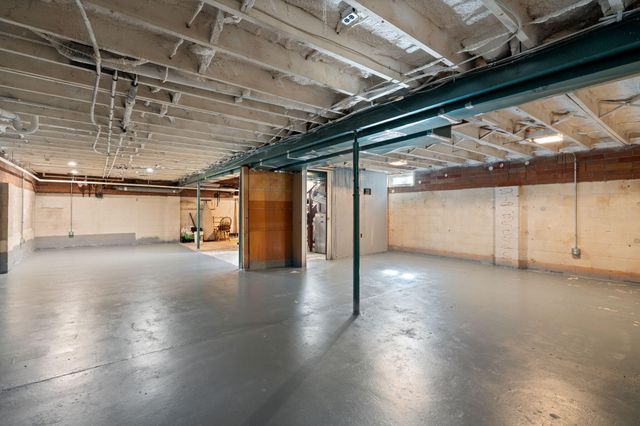 8691 Ann Arbor Road, Grass Lake, MI 49240