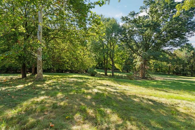 8691 Ann Arbor Road, Grass Lake, MI 49240