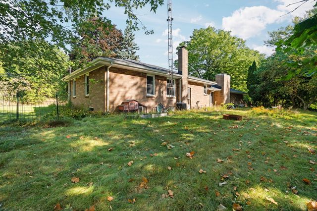 8691 Ann Arbor Road, Grass Lake, MI 49240