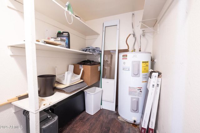 1342 W EMERALD Avenue 236, Mesa, AZ 85202