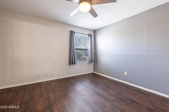 1342 W EMERALD Avenue 236, Mesa, AZ 85202