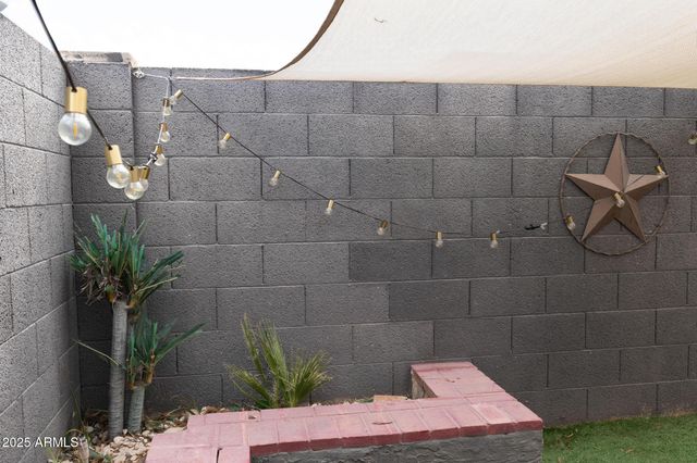 1342 W EMERALD Avenue 236, Mesa, AZ 85202