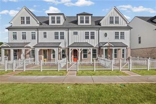 232 Village Overlook L2, Canton, GA 30114