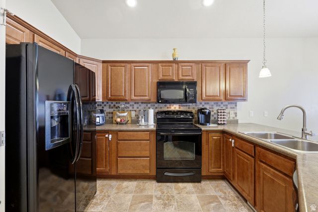 7598 S 4770 W, West Jordan, UT 84084